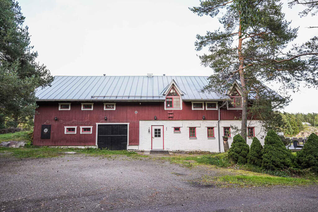 Kivimäen matkailutilan päärakennus
